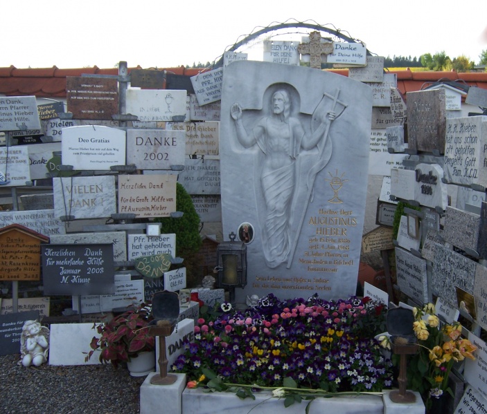 Datei:GrabpfrHiebler.JPG
